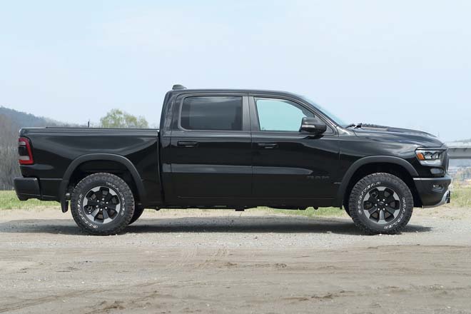 2019 RAM REBEL CREWCAB 4WD、2019 ラム レベル クルーキャブ 4WD