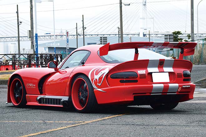 2002 DODGE VIPER GTS