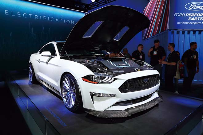 2019 FORD MUSTANG FASTBACK LITHIUM