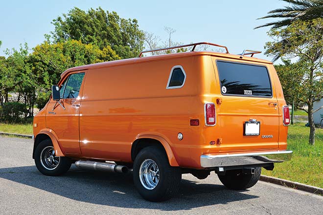 1978 DODGE TRADESMAN200