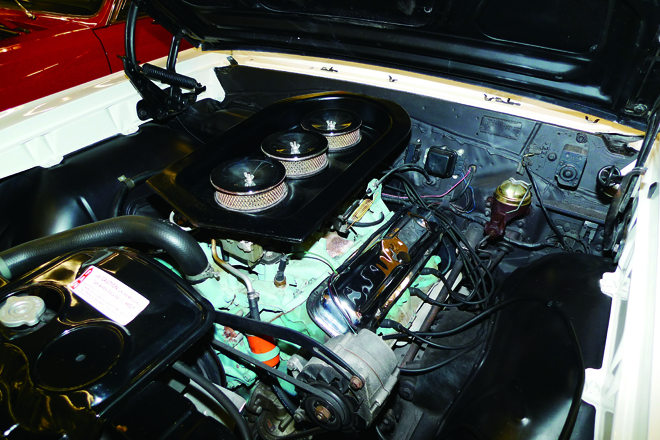 1965y PONTIAC GTO engine