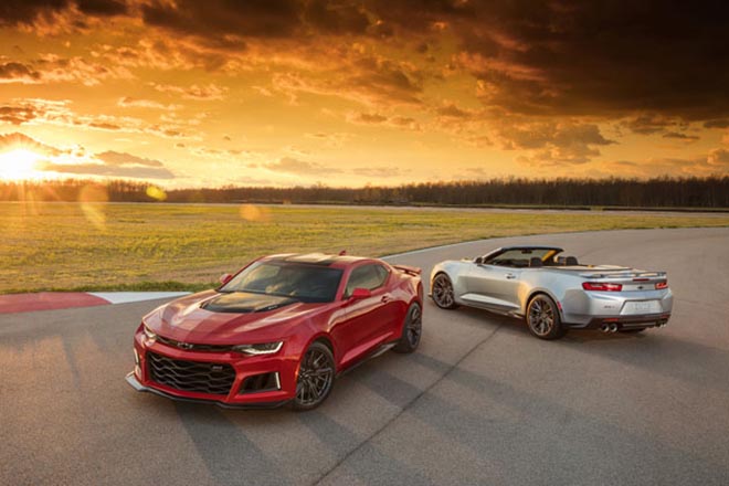 The 2017 Camaro ZL1 is poised to challenge the most advanced performance cars in the world in any measure  Ewith unprecedented levels of technology, refinement, track capability and straight-line acceleration. A cohesive suite of performance technologies tailors ZL1’s performance, featuring an updated Magnetic Ride suspension, Performance Traction Management, electronic limited-slip differential, Custom Launch Control and Driver Mode Selector. The ZL1 Convertible’s modular underbody bracing provides the same sharp, nimble handling as the coupe, while its fully automatic top can be raised or lowered with a single button while driving up to 30 mph, or lowered remotely with the keyfob.