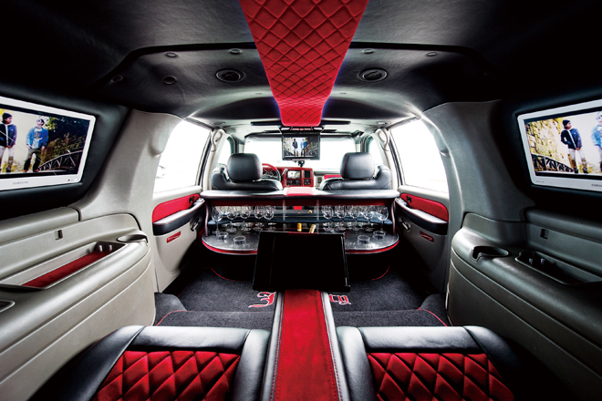 2004y CADILLAC ESCALADE ESV　ラグジュアリーインテリア