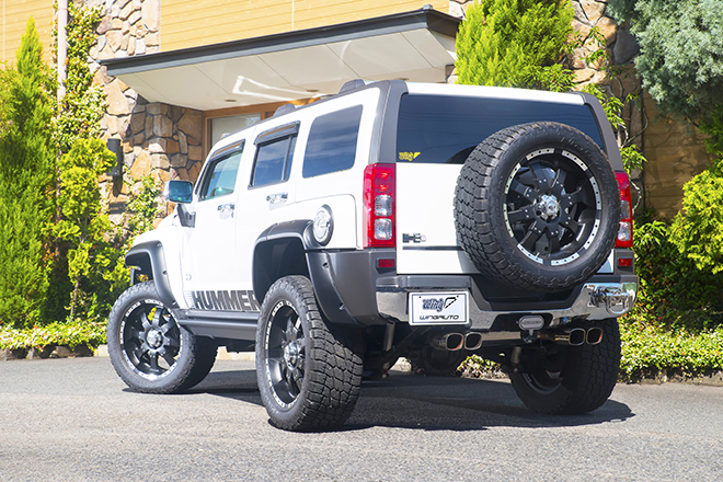 HUMMER H3　タイヤはニットーのテラ・グラップラー325/50
