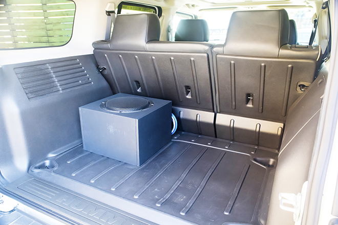 HUMMER H3　ラゲッジ　トランクルーム