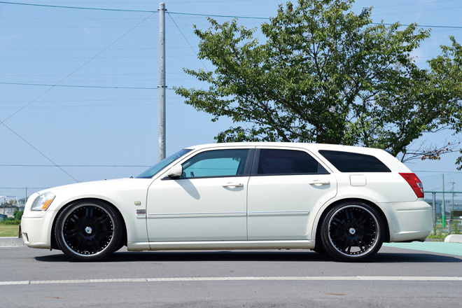 2005y DODGE MAGNUM R/T、2005y ダッジマグナムR/T