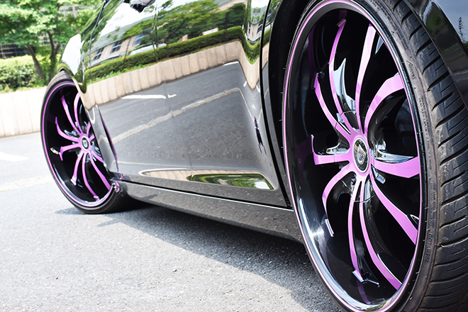 クライスラー300C　パープルホイール