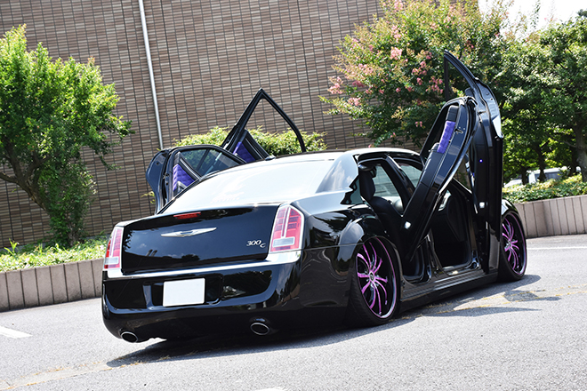 クライスラー300C　バックスタイル