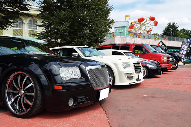 アメ車が並んでいる