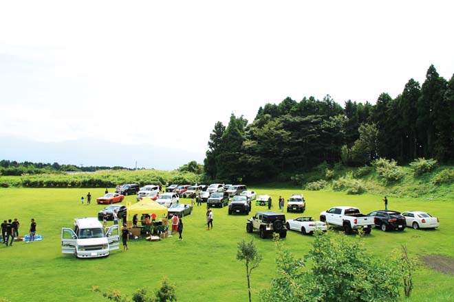 パワースポット富士山にアメ車 逆輸入車 勢揃い スペ2 フェス17 In 富士山 パワースポット富士山にアメ車 逆輸入車 勢揃い スペ2 フェス17 In 富士山