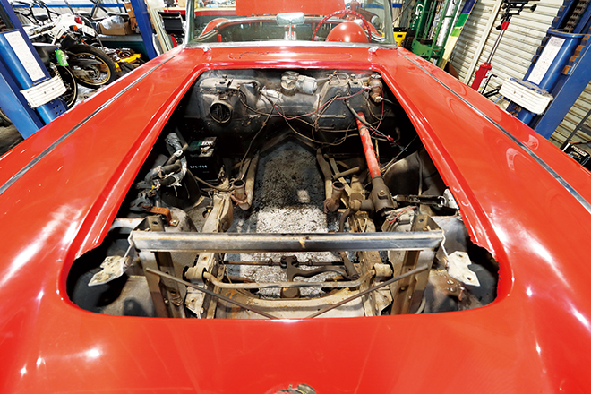 C1 CORVETTE　エンジンを取り外した状態