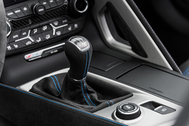 Blue stitching highlights the Carbon 65 Edition’s Jet Black suede-wrapped interior.
