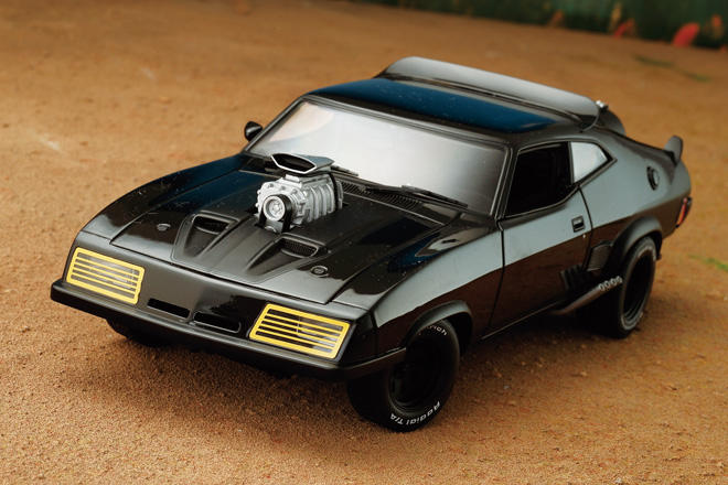 1/18 AUTOart MAD MAX 2　THE road warrior interceptor