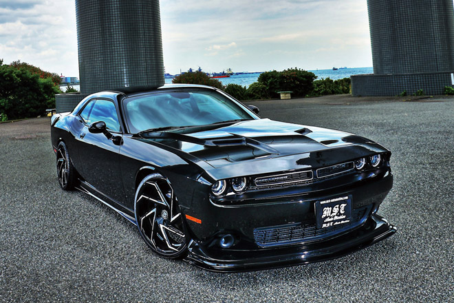 DODGE CHALLENGER