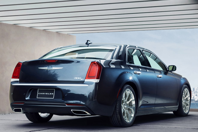 2017 Chrysler 300C Platinum