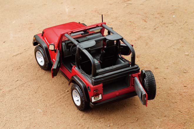 1/18 2004 Jeep WRANGLER