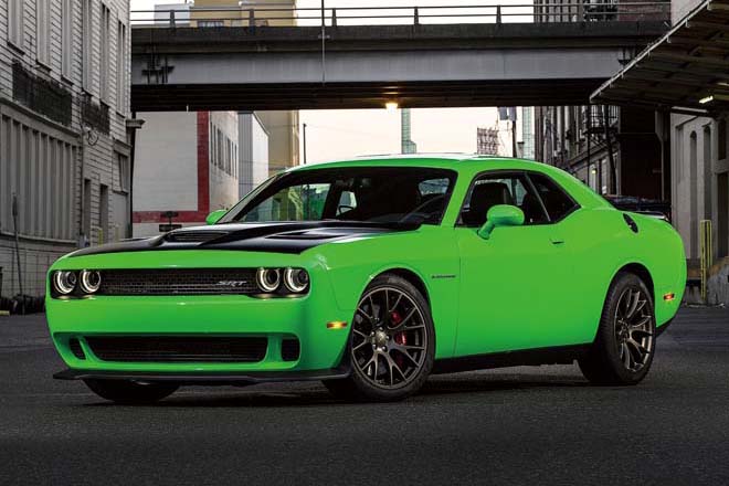 Dodge-Challenger_SRT_Hellcat-2015-1600-04