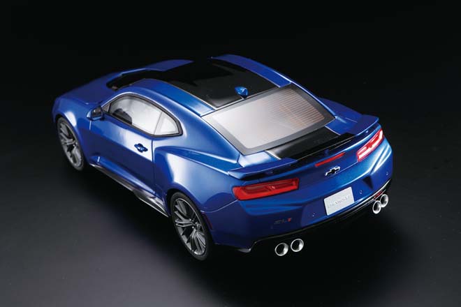 1/18 2017 CHEVY CAMARO ZL1、GT SPIRIT