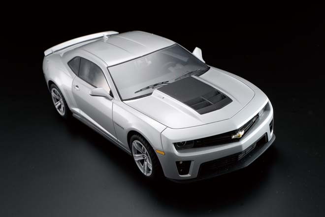 1/18 2013 CHEVY CAMARO ZL1、LUXURY COLLECTIBLES