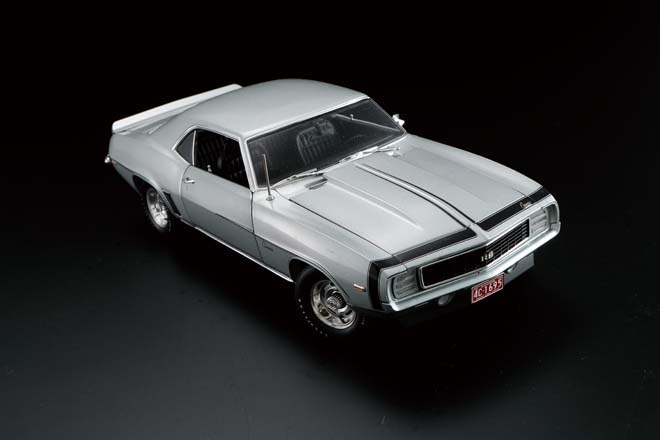 1/18 1969 CHEVY CAMARO ZL1、HIGHWAY61