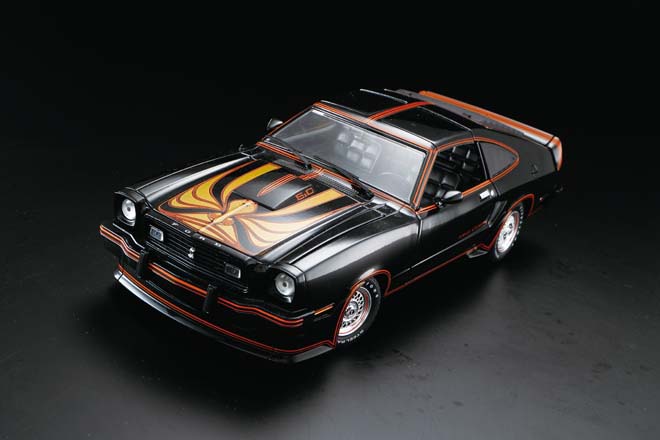 1/18 1978 FORD MUSTANG Ⅱ KING COBRA、GREENLiGHT