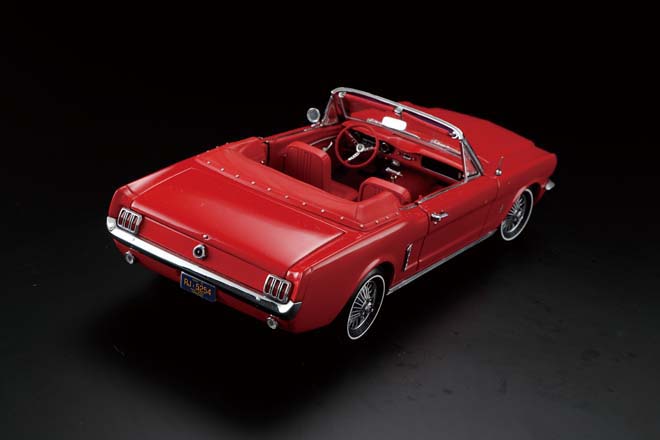 1/18 1964 1/2 FORD MUSTANG Convertible、PRECISION COLLECTION 100