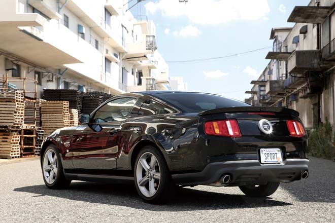 2011 FORD MUSTANG GT Premium、2011 フォードマスタングGTプレミアム