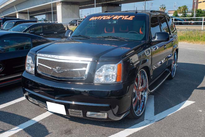 CADILLAC ESCALADE