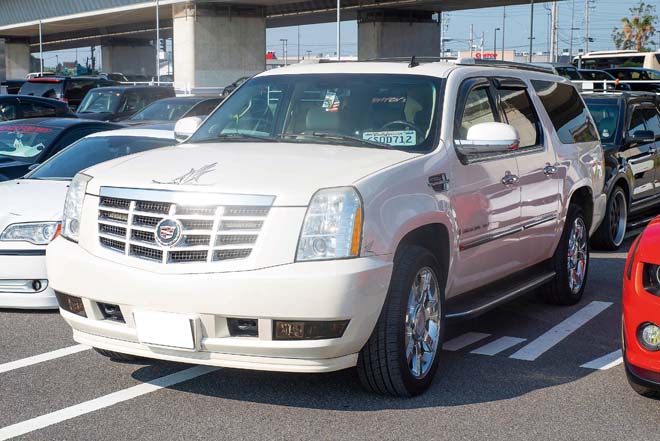 CADILLAC ESCALADE