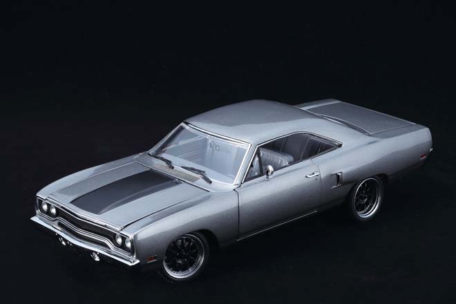 1/18 GMP、1970 Plymouth Road Runner