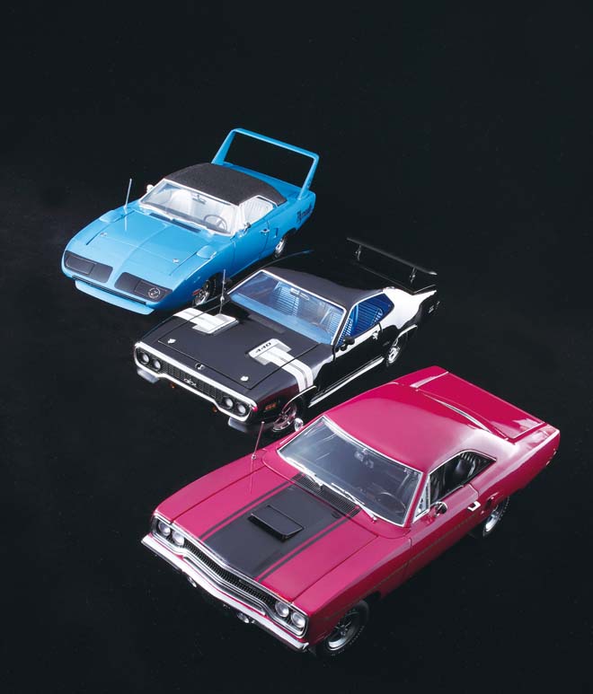 PLYMOUTH 1/18 scale MINIATURES
