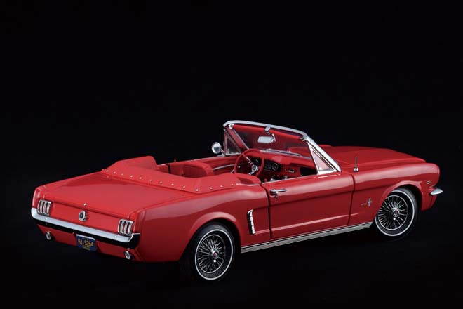 1/18 PRECISION 100 COLLECTION、1964 1/2 Ford Mustang Convertible