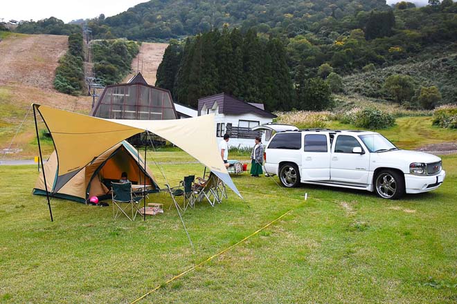 気ままにキャンプを楽しむアメ車乗り キャンプ好きの宴 今回は長野県に出没