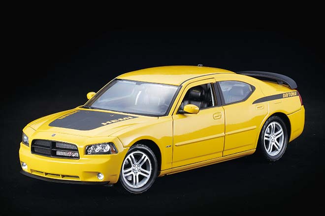 1/18 WELLY 2006 DODGE CHARGER R/T