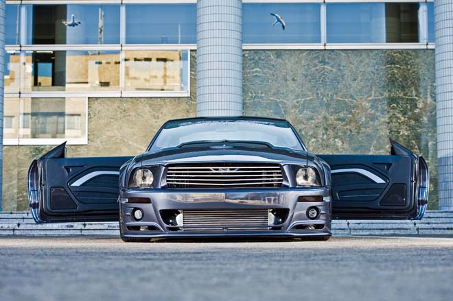 2005 フォード マスタングGT、2005 FORD MUSTANG GT