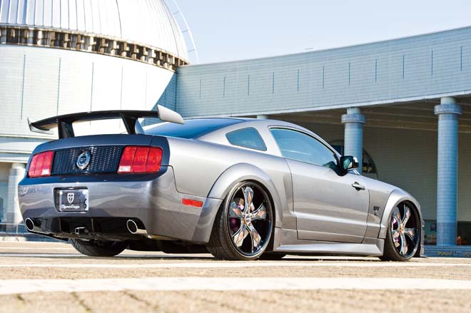 2005 フォード マスタングGT、2005 FORD MUSTANG GT