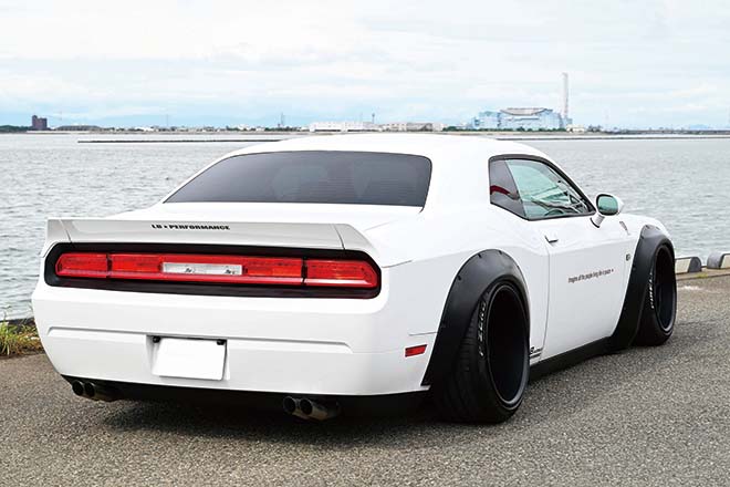 DODGE CHALLENGER