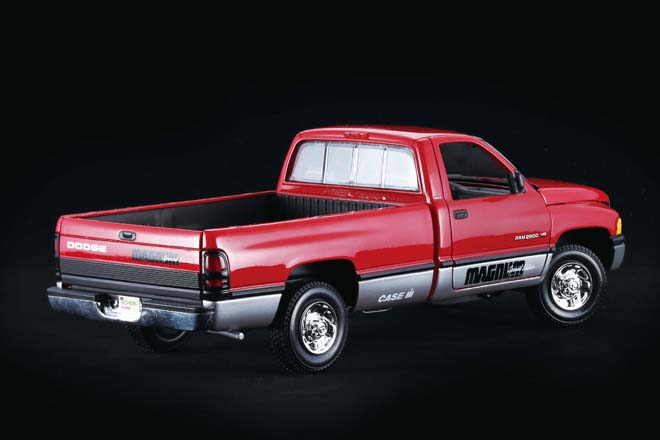 1/18 ERTL　1997 Dodge Ram 2500