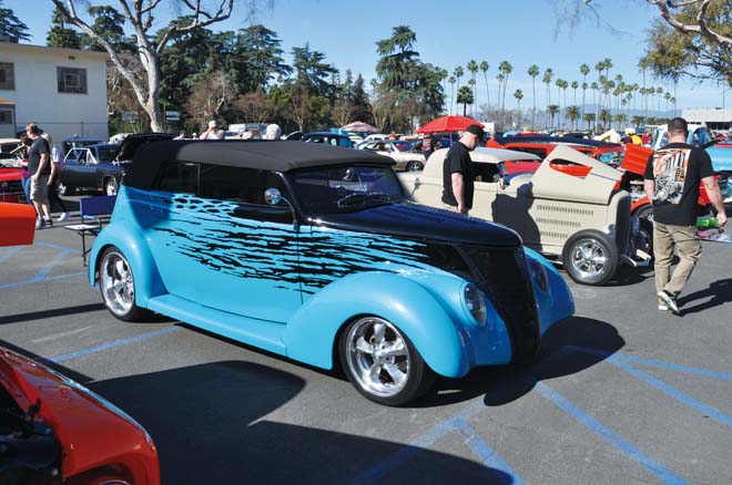 1937 Ford Phaeton