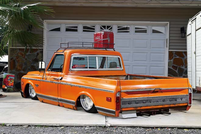 1968 CHEVROLET C10 × SLAMMED