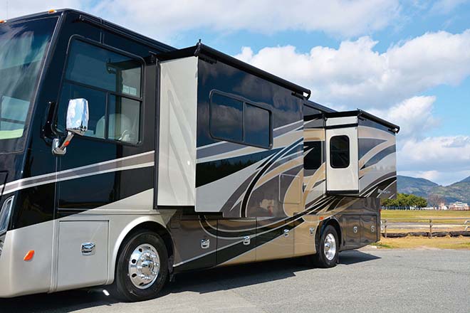 2019 TIFFIN ALLEGRO BREEZE 33BR