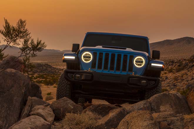 フルevに続いて 今度はv8 最強 最速ラングラー降臨