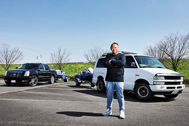 2001 CHEVROLET ASTRO & 2011 CADILLAC ESCALADE EXT