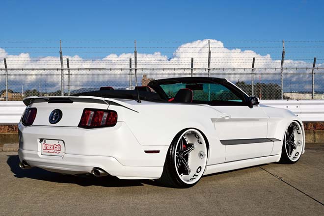 2012 FORD MUSTANG CONVERTIBLE