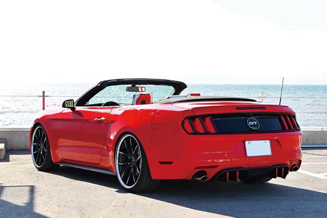 FORD MUSTANG GT CALIFORNIA SPECIAL CONVERTIBLE