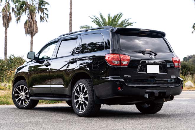 2009 TOYOTA SEQUOIA SR5