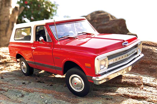 1/18 ACME 1969 CHEVROLET K5 BLAZER