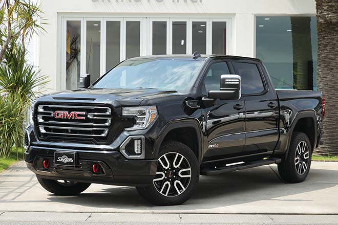 '19 GMC SIERRA AT4