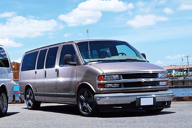初めてのアメ車に選んだのが00年型のシボレーエクスプレス 初めてのアメ車に選んだのが00年型のシボレーエクスプレス