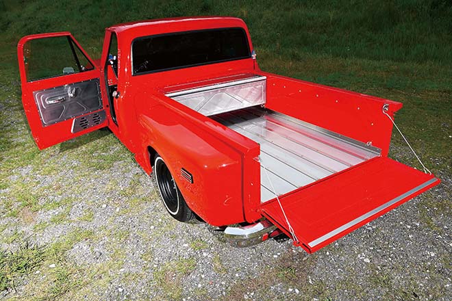 1969 CHEVROLET C-10